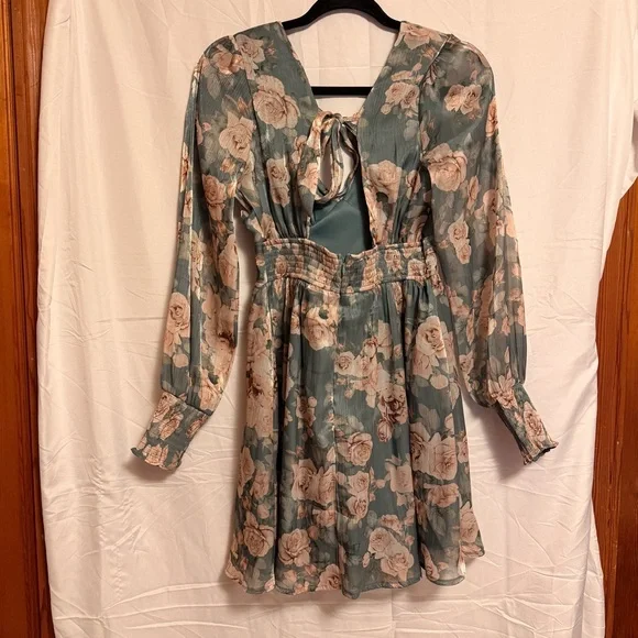 Altar'd State Floral Long Sleeve Dress in Teal and Cream - Picture 5 of 6